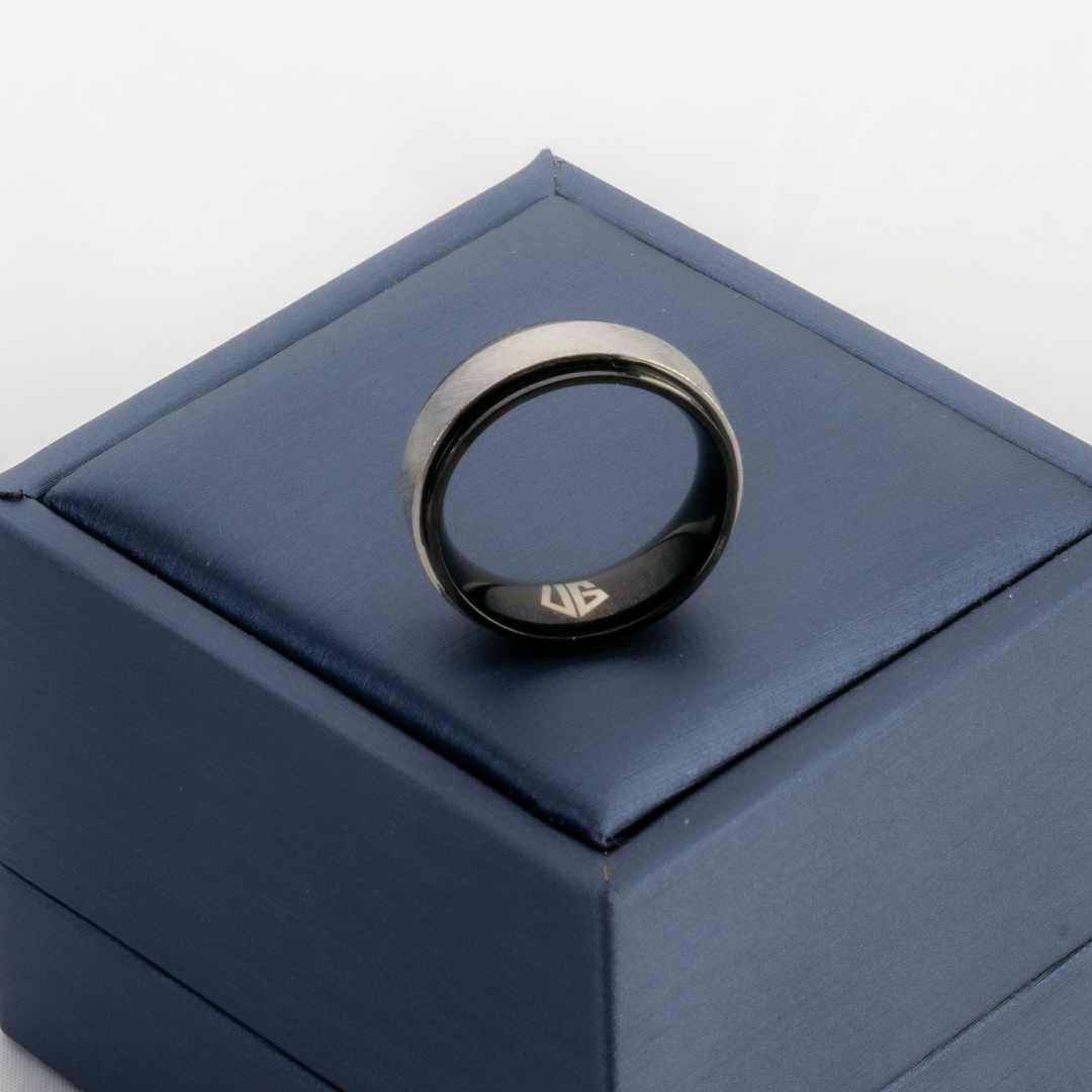UG Black and Silver Orum Ring